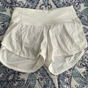 White Size 2 Tall Lululemon Speed Up High Rise Shorts (2.5in.)